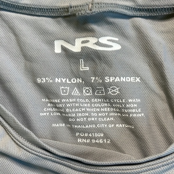 NRS Women’s H2Core Silkweight Grey and White long Sleeve Shirt, size large - Picture 2 of 10